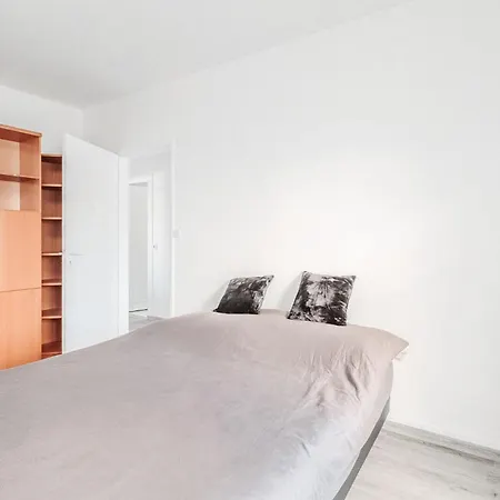 Stunning In With Wifi